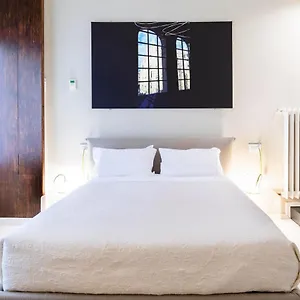 2* Alojamento de Acomodação e Pequeno-almoço Bc Maison Bed&cafe